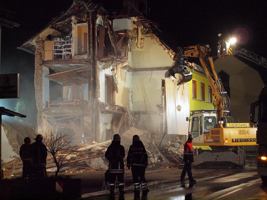 Hausexplosion Bruehl bei Koeln Pingsdorferstr P303.JPG